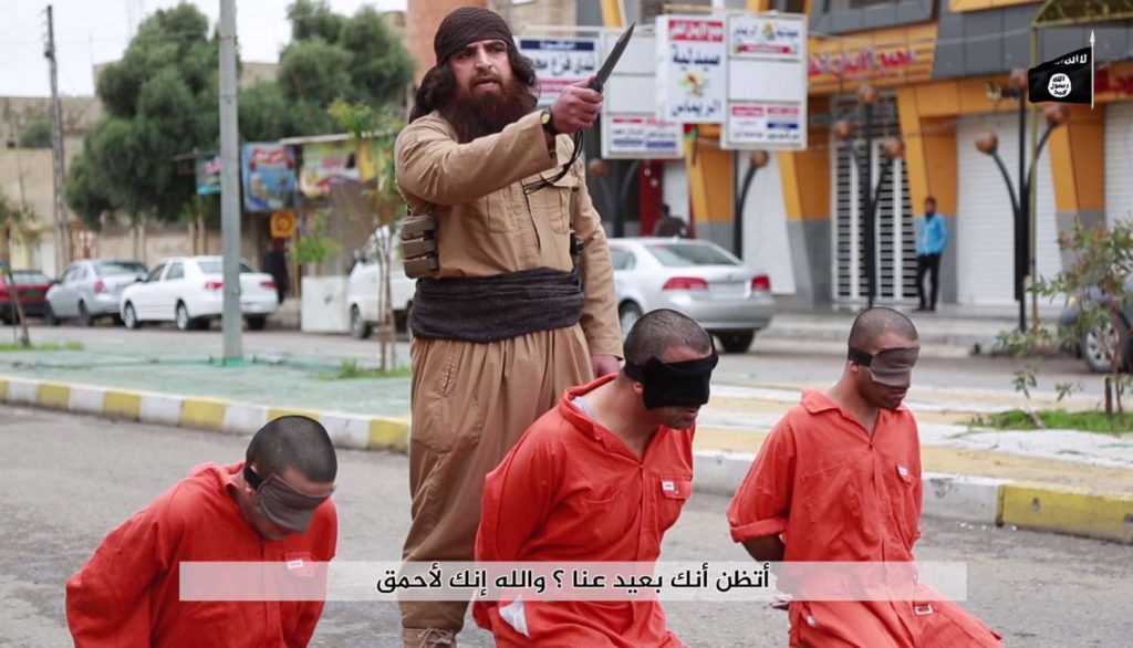 ISIS ekzekuton 3 të burgosur dhe lë trupat e tyre në mes të rrugës   