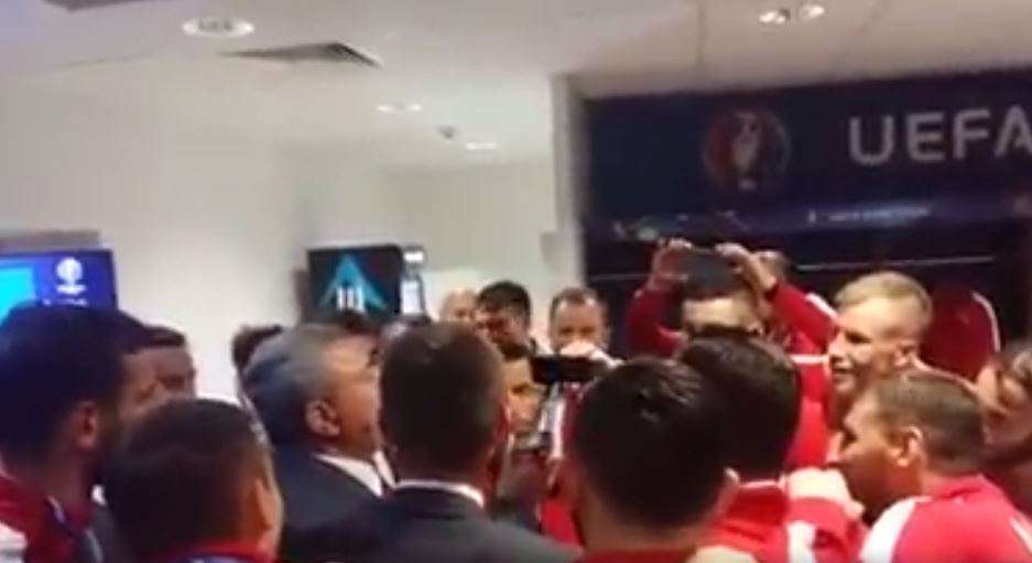 Video/Kryeministri surprizon lojtarët e Kombëtares