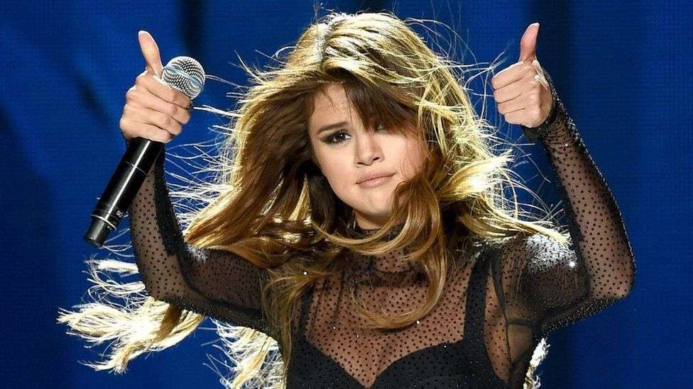 Problemet mendore, Selena Gomez tërhiqet nga muzika
