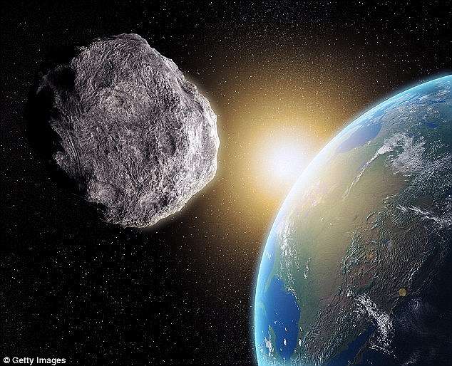 Një asteroid i kalon sot pranë Tokës