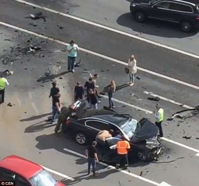 Video/Makina e Putin përfshihet në një aksident tragjik