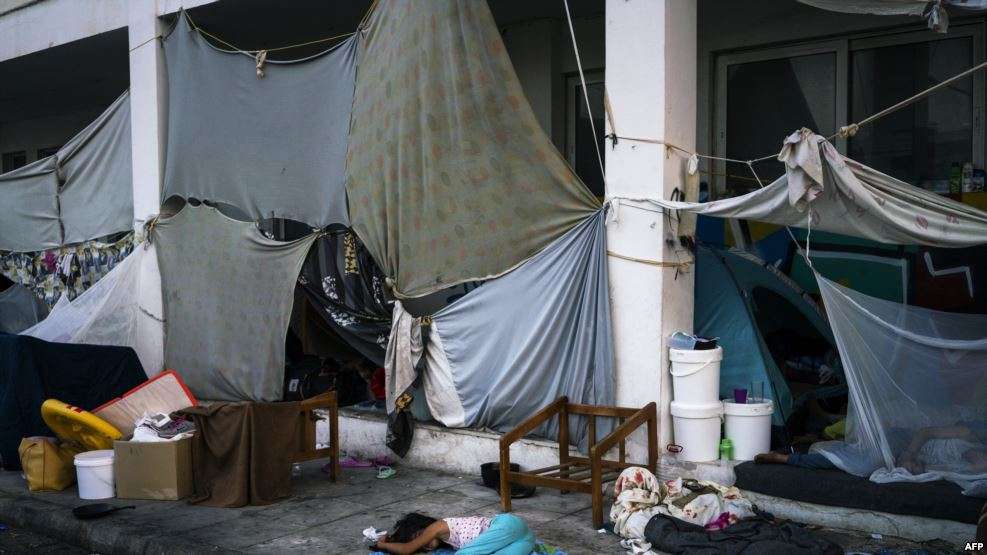 AI: Refugjatët në Greqi, në kushte të tmerrshme