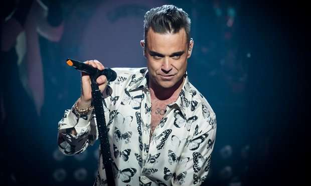 Robbie Williams krijon polemika me këngën e re, akuzohet për racizëm