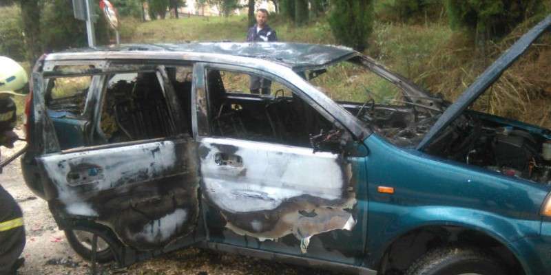 Policia: Makina me hashash e djegur në Greqi, nuk hyri nga Shqipëria
