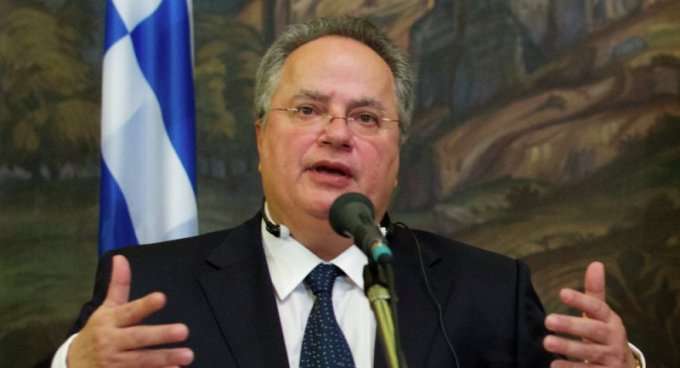 Kotzias përshëndet dhënien e nënshtetësisë shqiptare për kryepeshkopin Janullatos