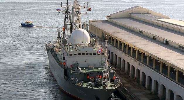 Zbulohet anija spiune ruse në gjirin e SHBA