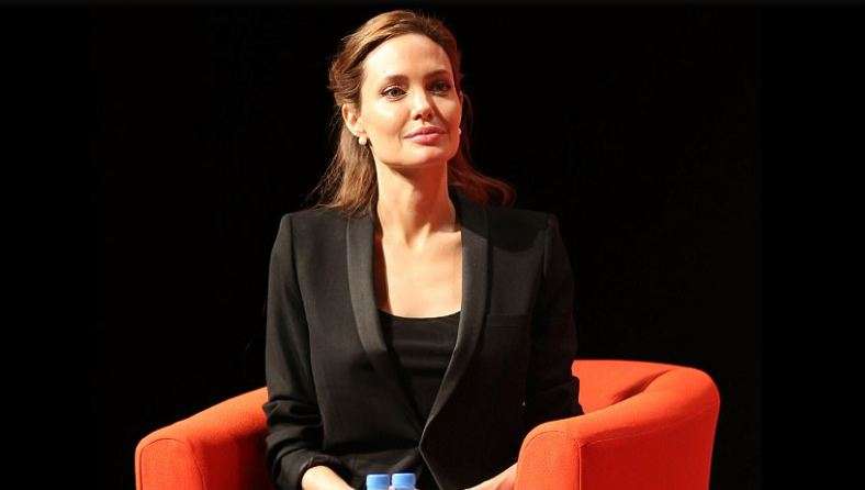 Shpresë për pacientët me genin e Angelina Jolie 