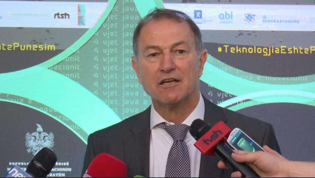 De Biasi: Me Izraelin e vështirë, por luajmë për 3 pikët