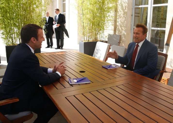 Macron dhe Schwarzenegger së bashku kundër Trump