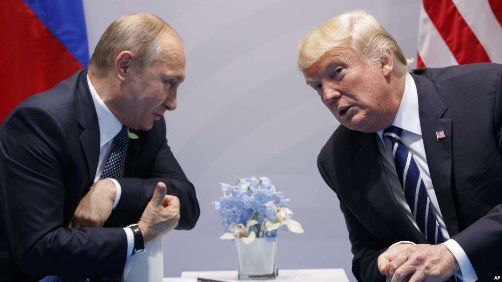 Trump thotë se e ngriti me forcë çështjen e ndërhyrjes ruse në zgjedhje