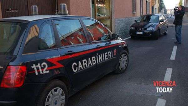 Policia italiane arreston të gjithë familjen shqiptare