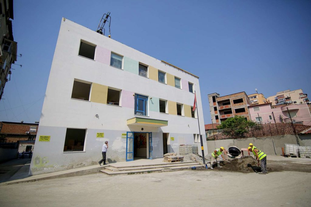 Rikonstruktohet shkolla “Siri Kodra”, gati në Shtator
