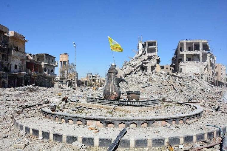 Çlirohet “kryeqyteti” i ISIS