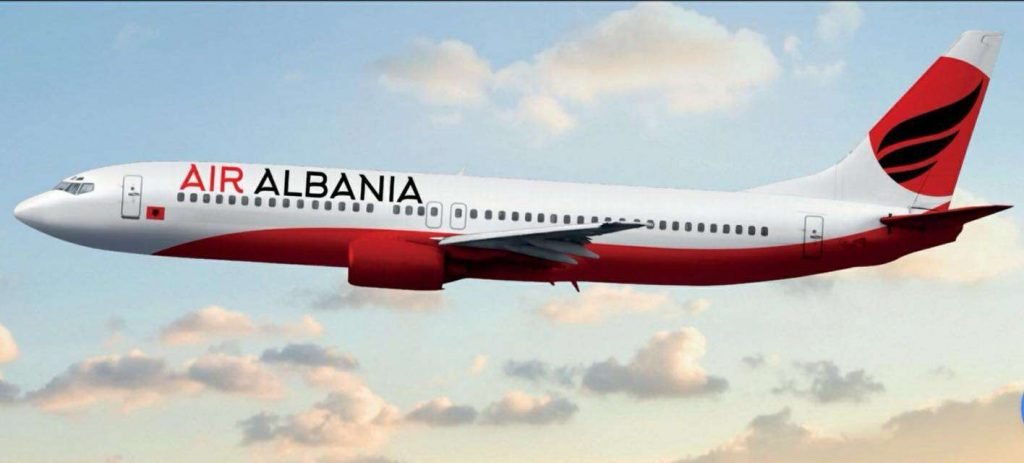 Rama poston foton: Së shpejti nis “Air Albania”