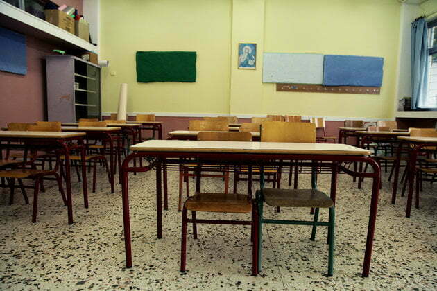 Huffington: Mafia shqiptare e drogës në bankat e shkollës
