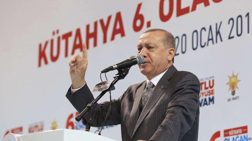 Erdogan falenderon Thaçin për arrestimin e gylenistëve