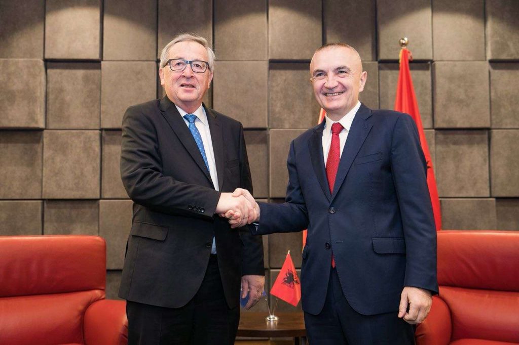 Presidenti Meta takohet me Juncker: Të hapen negociatat e anëtarësimit me BE