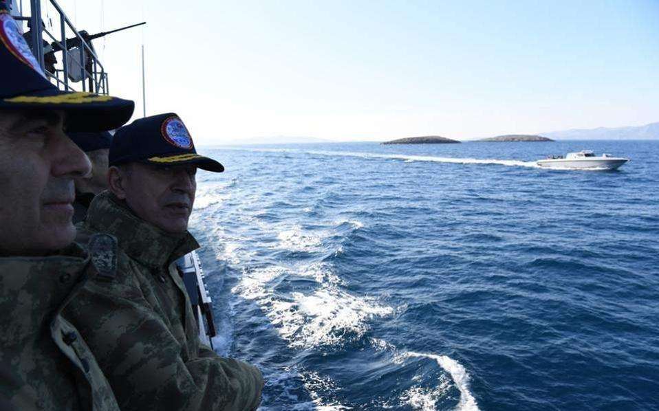 Rritet tensioni në Egjé, 11 luftanije turke në kufirin me Greqinë