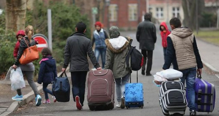Shqiptarët vazhdojnë të kërkojnë azil në BE