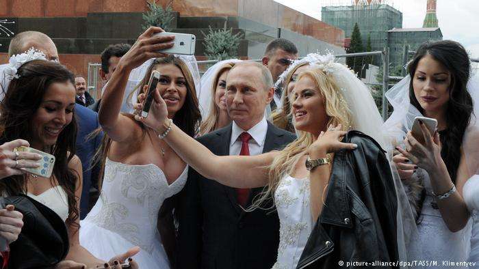 Rizgjedhja e Putinit varet nga gratë