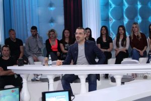 Video/ Tahiri kurban? Flet ish-ministri: &#8220;Unë e di se nga kush do ta ha&#8221;