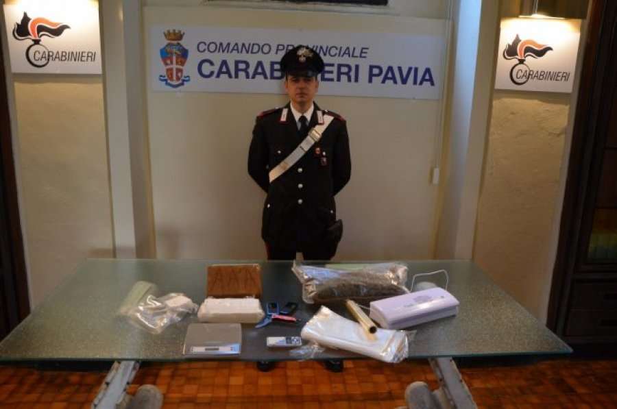 Kokainë nëpër lokale, arrestohen 5 shqiptarë në Itali
