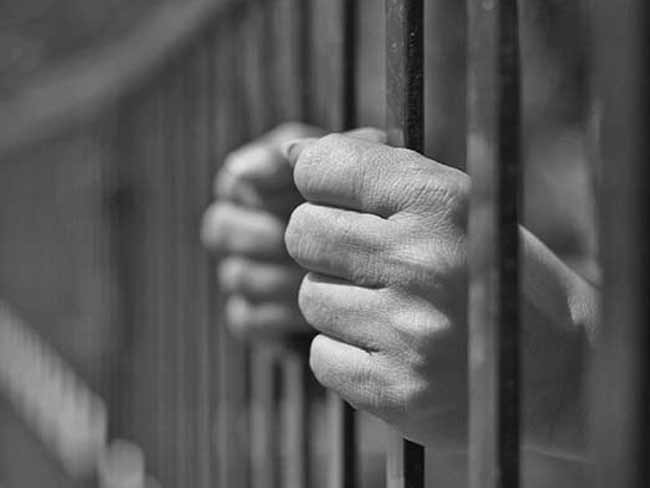 “Kushte skandaloze në burgjet shqiptare”