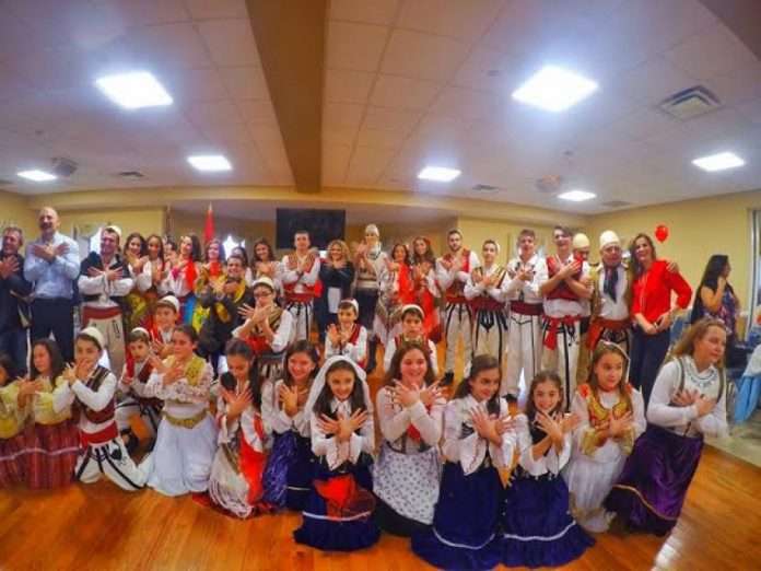 Nju Jork/ Gjuha shqipe hyn në sistemin e shkollës për fëmijët shqiptar