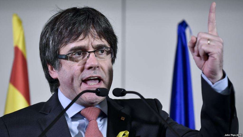 Ish-Presidenti i Katalonjës mund të ekstradohet në Spanjë