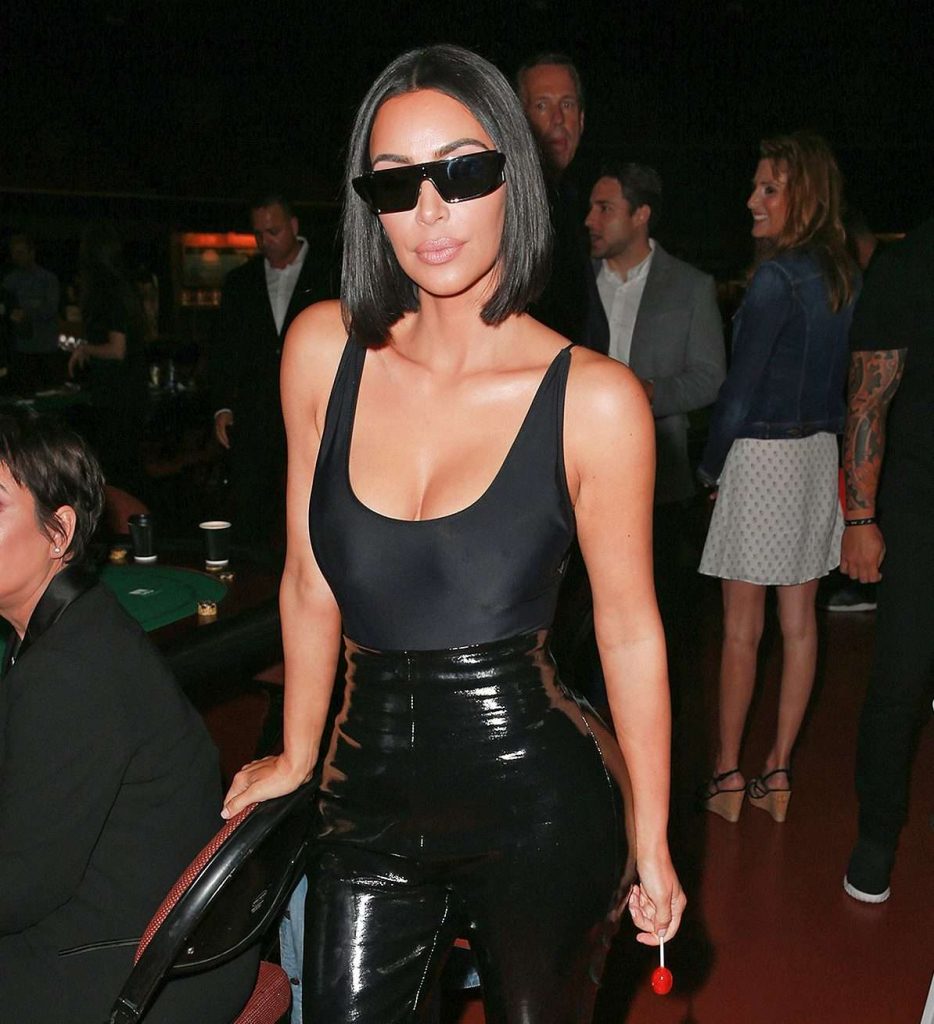 Kim Kardashian e dobët si një… çantë