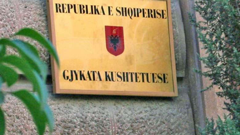 7 kandidatë për një vend në Gjykatën Kushtetuese