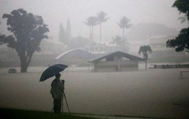 Një stuhi e fuqishme godet Hawaii