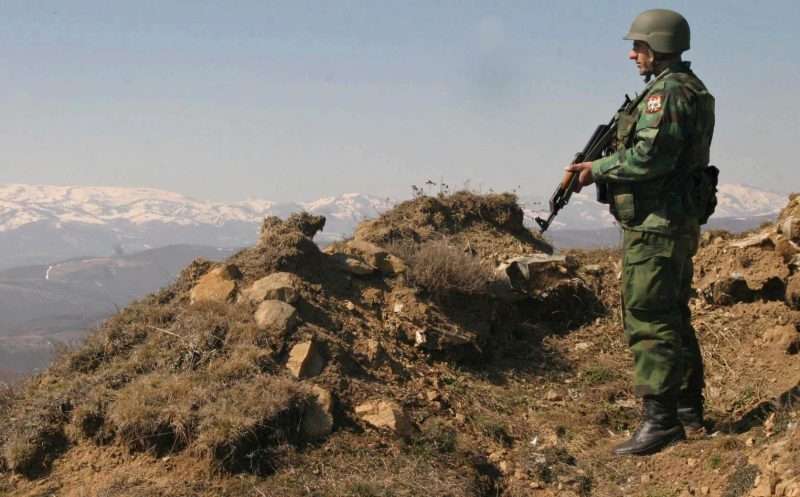 Mali i Zi dërgon trupat ushtarake në kufi me Shqipërinë