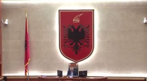 Mazhoranca rrëzon dekretin e Presidentit për Lojërat e Fatit