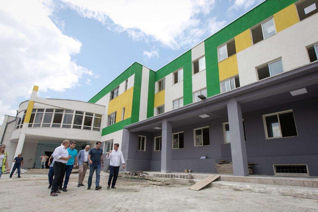 Rikonstruktohet shkolla “Ismail Qemali”
