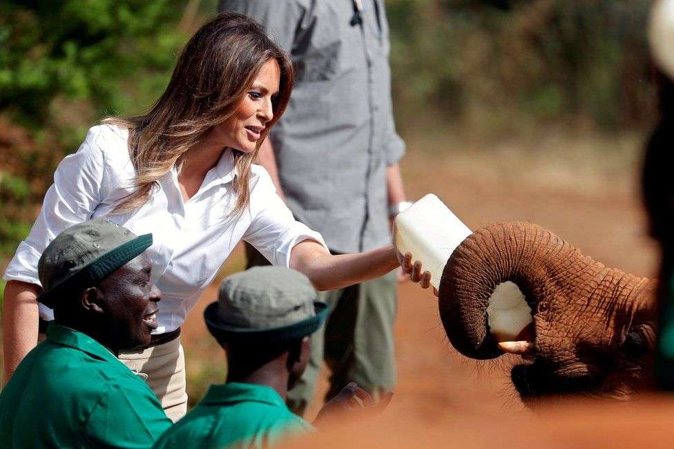 Melania Trump me veshje “raciste” në Afrikë
