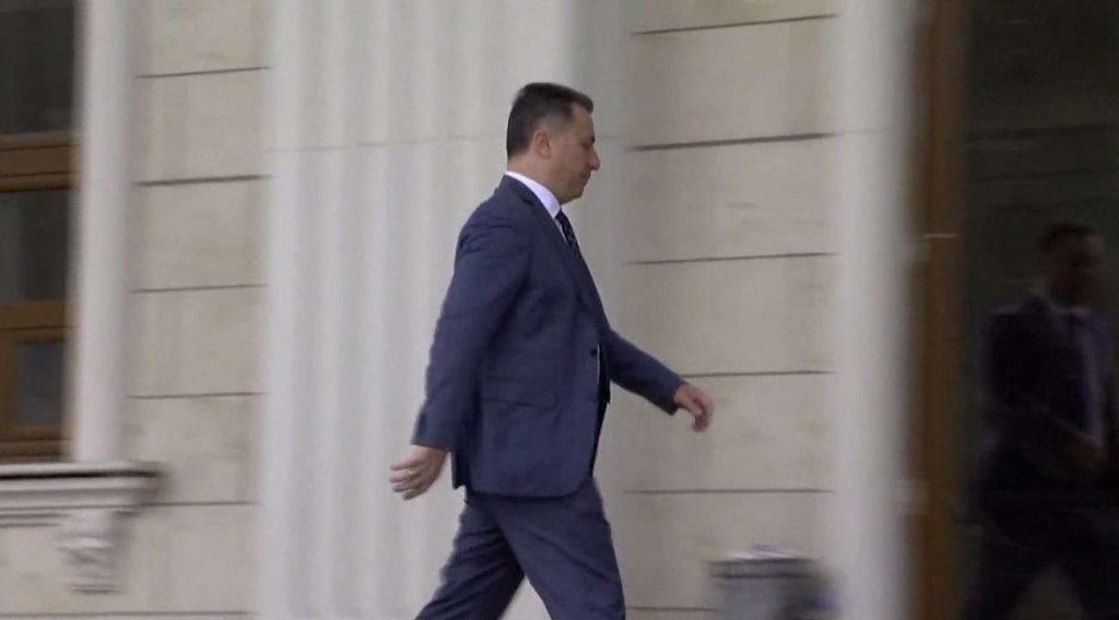 Firmoset urdhër-arresti për Nikolla Gruevskin