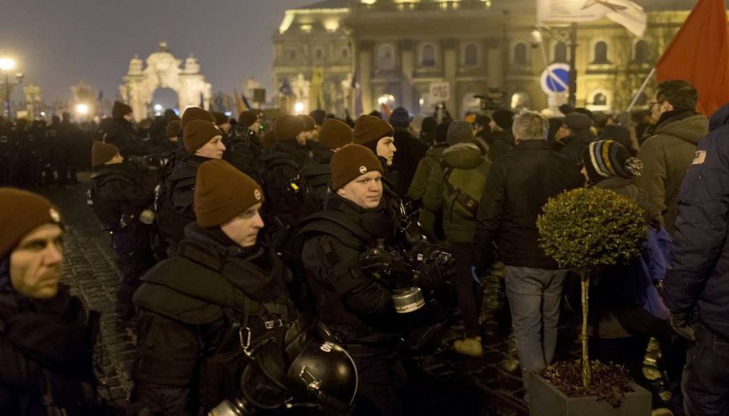 Nuk kanë të ndalur protestat në Hungari