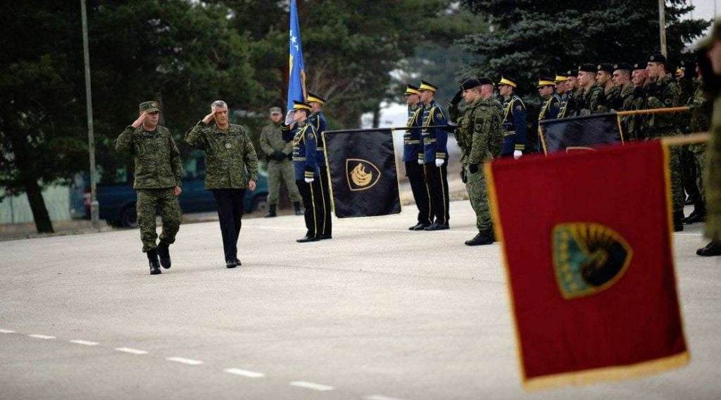 Liderët shqiptarë urojnë Kosovën për krijimin e ushtrisë