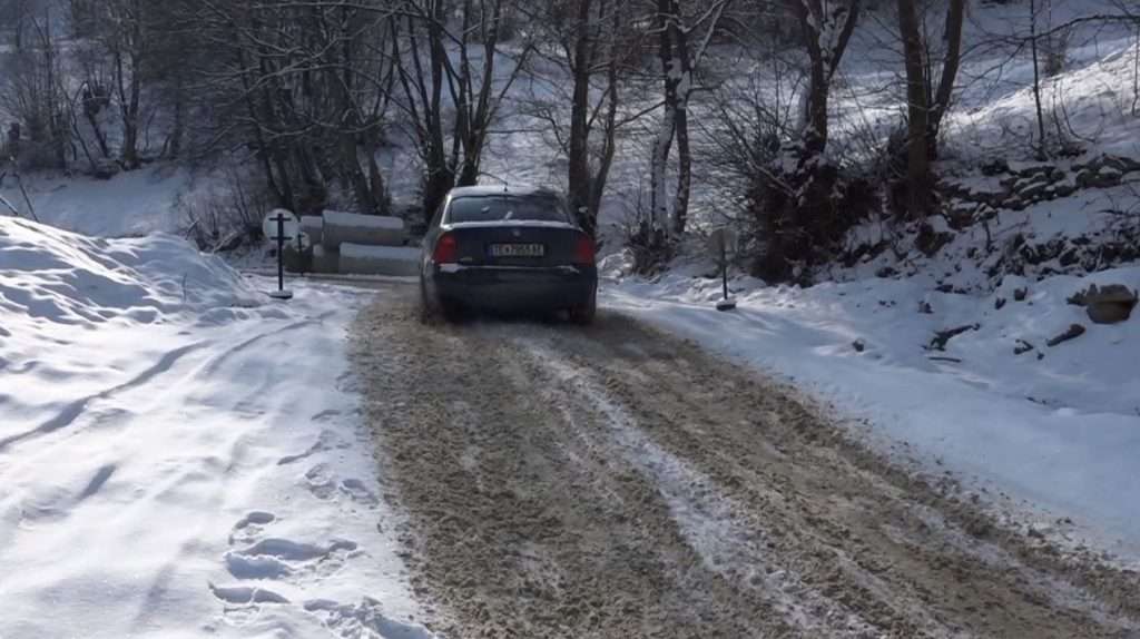 Bora dhe ngricat mbulojnë Maqedoninë