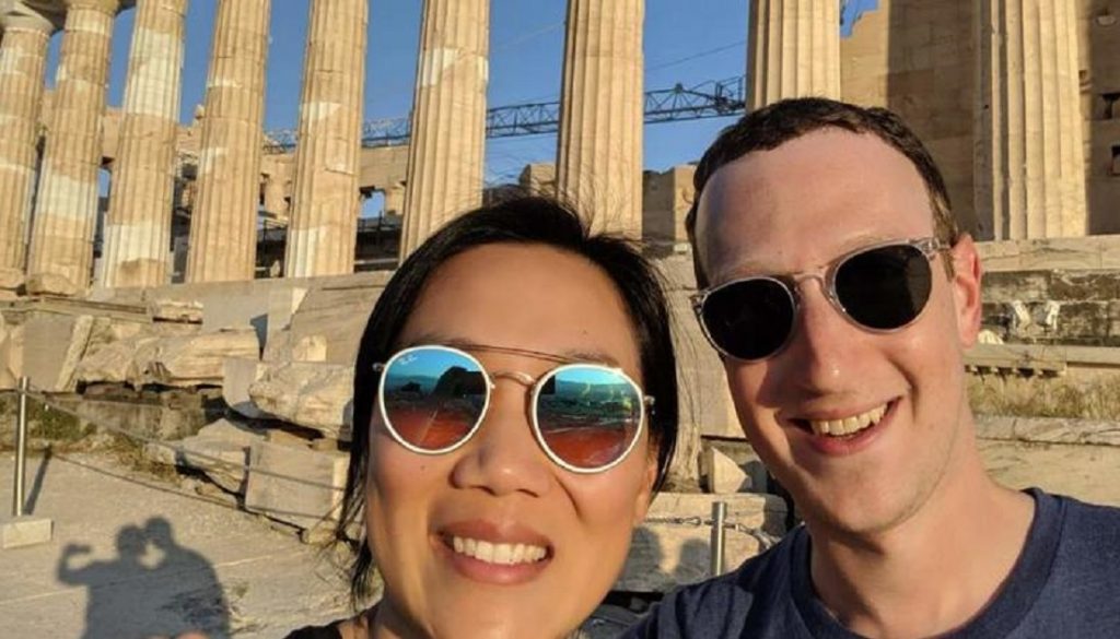 Zuckerberg selfie nga Akropoli me bashkëshorten