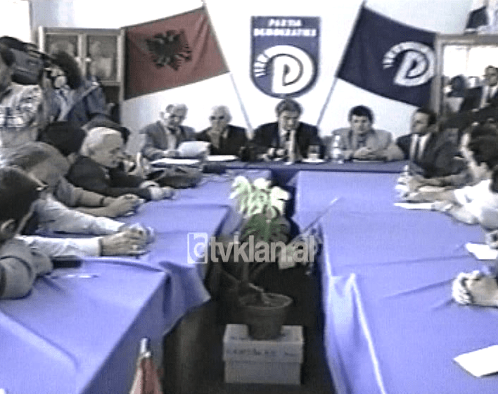 Krerët e Bashkimit për Demokraci konferencë shtypi (22 Shtator 1998)