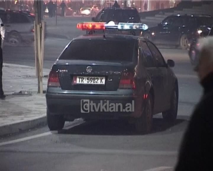 Policia e Shtetit dhe Policia Bashkiake masa të rrepta sigurie në natën e ndërrimit të viteve (01 Janar 2012)