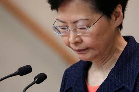 Kryeministrja e Hong Kongut tërheq ligjin e ekstradimeve
