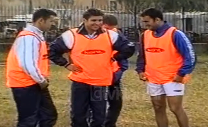 Sport, futbollistët Hungarez tek Tirana &#8211; (9 Mars 2000)