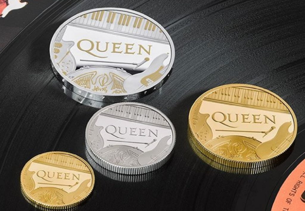 Dy “mbretëresha” në një monedhë