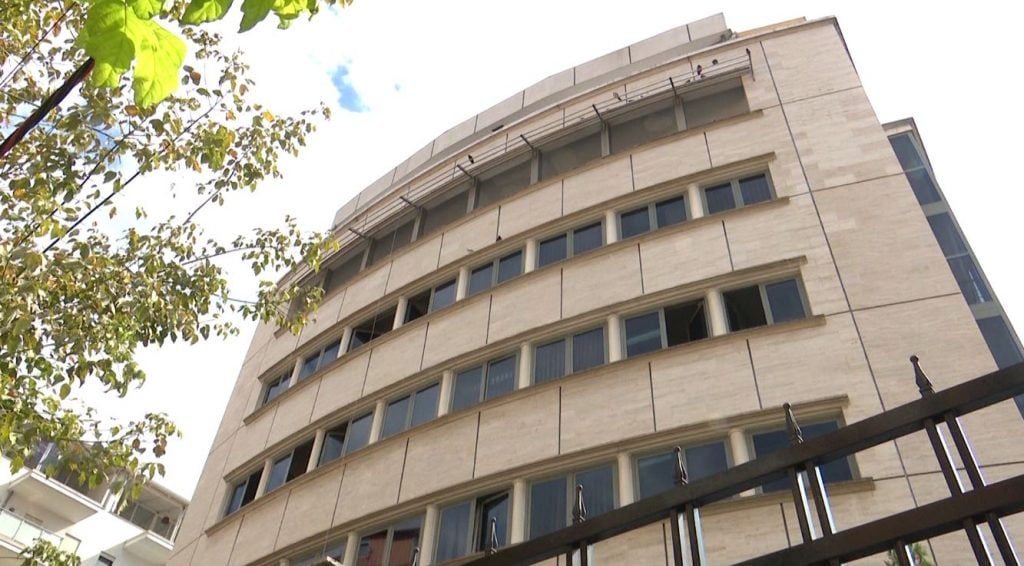 Prokuroria e Tiranës nis hetimet pas mesazheve telefonike