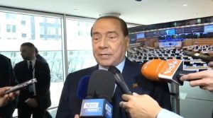 Berlusconi dhuron 10 milionë Euro për rajonin e Lombardisë