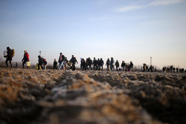 Vazhdon dyndja e refugjatëve sirianë drejt Greqisë