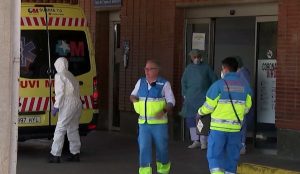 Pandemia &#8220;nuk largohet&#8221; nga Europa, rritje rastesh në vendet e BE